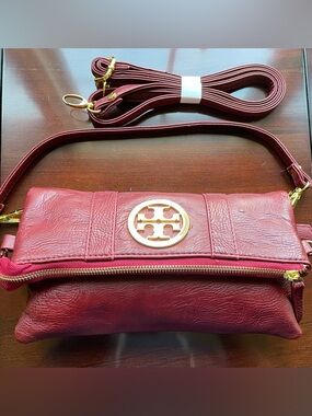 Tory Burch Red Foldover Crossbody Clutch Bag Gold Logo Convertible Purse